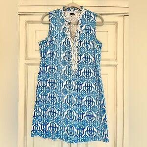 Mud Pie Blue and White Sleeveless Geometric Shift Dress